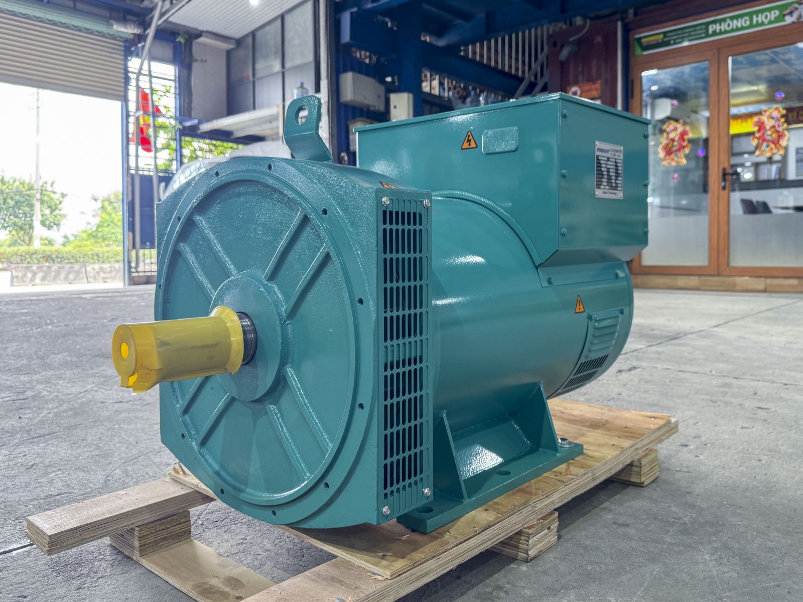 Đầu phát điện 200kVA - 3 pha 2 bạc đạn